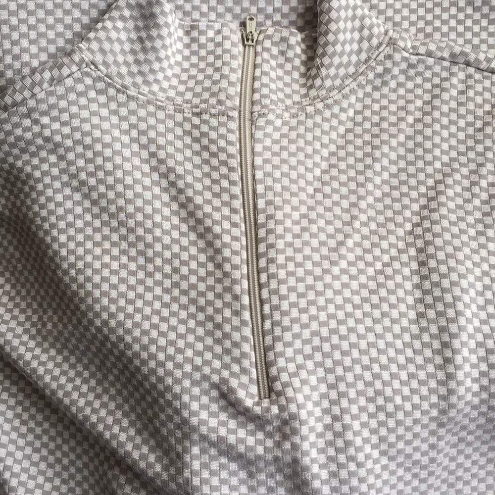 Sinheung Sleeveless Small Checkerboard Pattern Turtleneck Top - Picture 10 of 13